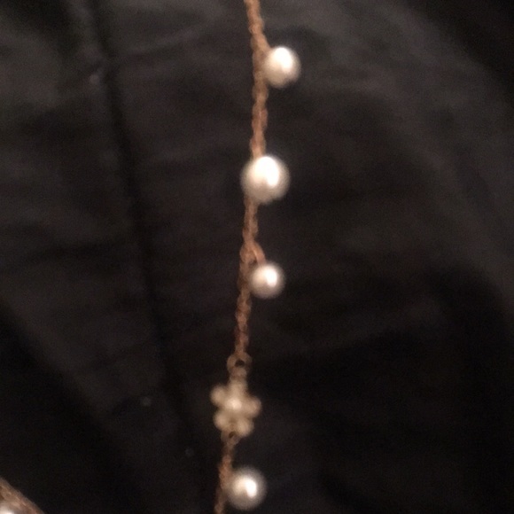 COPY - NWT necklace. Gold chain with pearls and white enamel daisies. - Picture 4 of 7